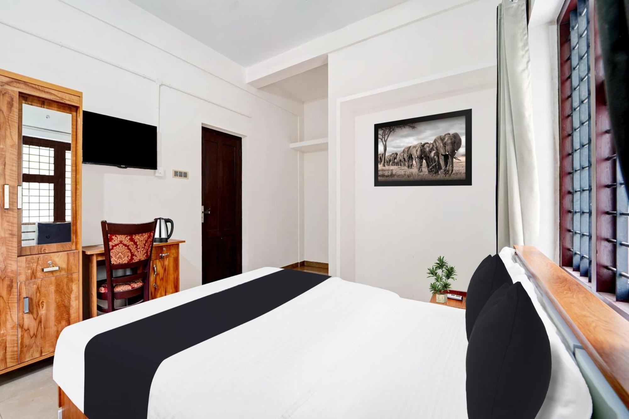 Super Hotel O West Hill Near Mietra Hospital Varakal ภายนอก รูปภาพ