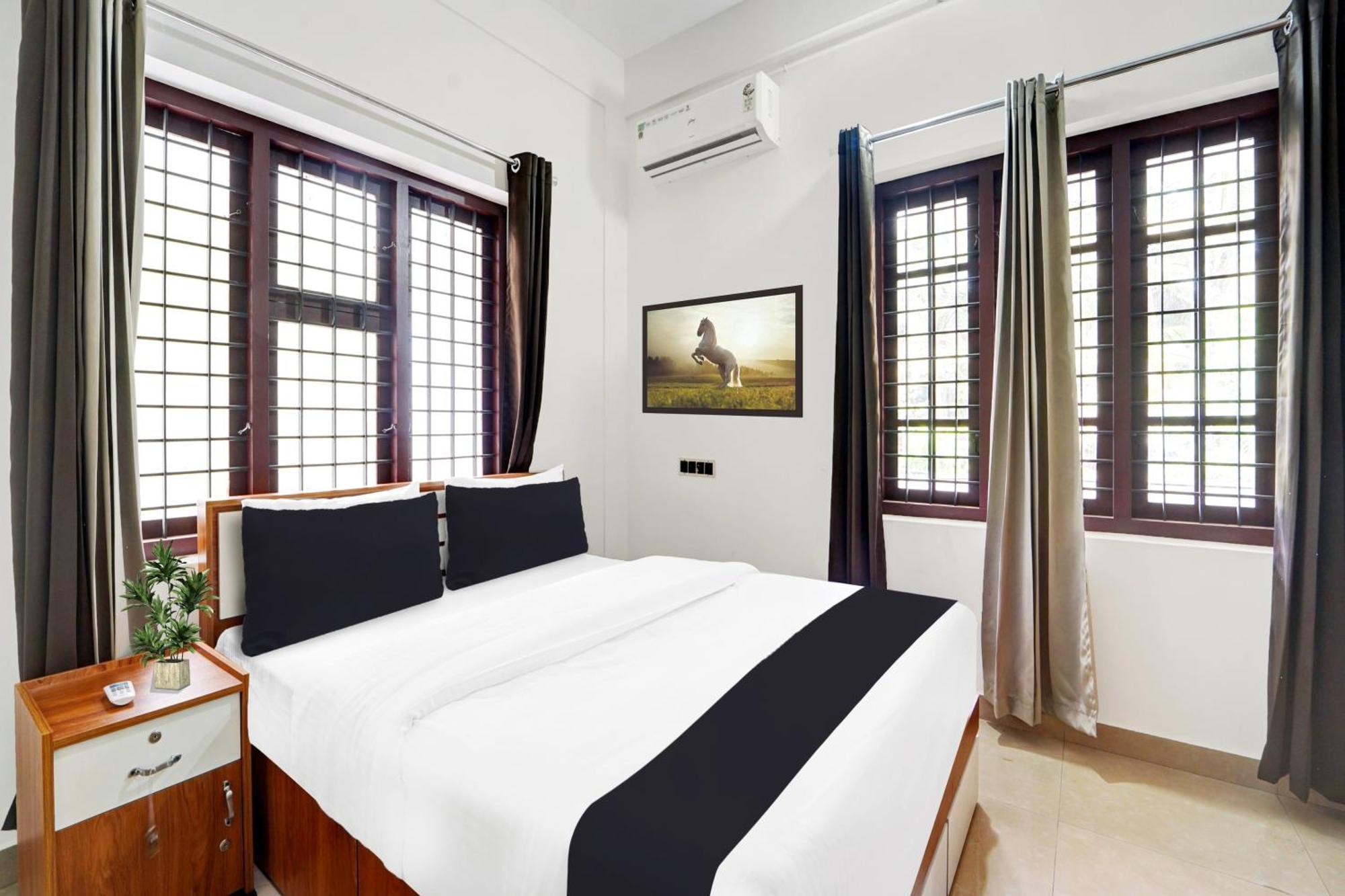 Super Hotel O West Hill Near Mietra Hospital Varakal ภายนอก รูปภาพ